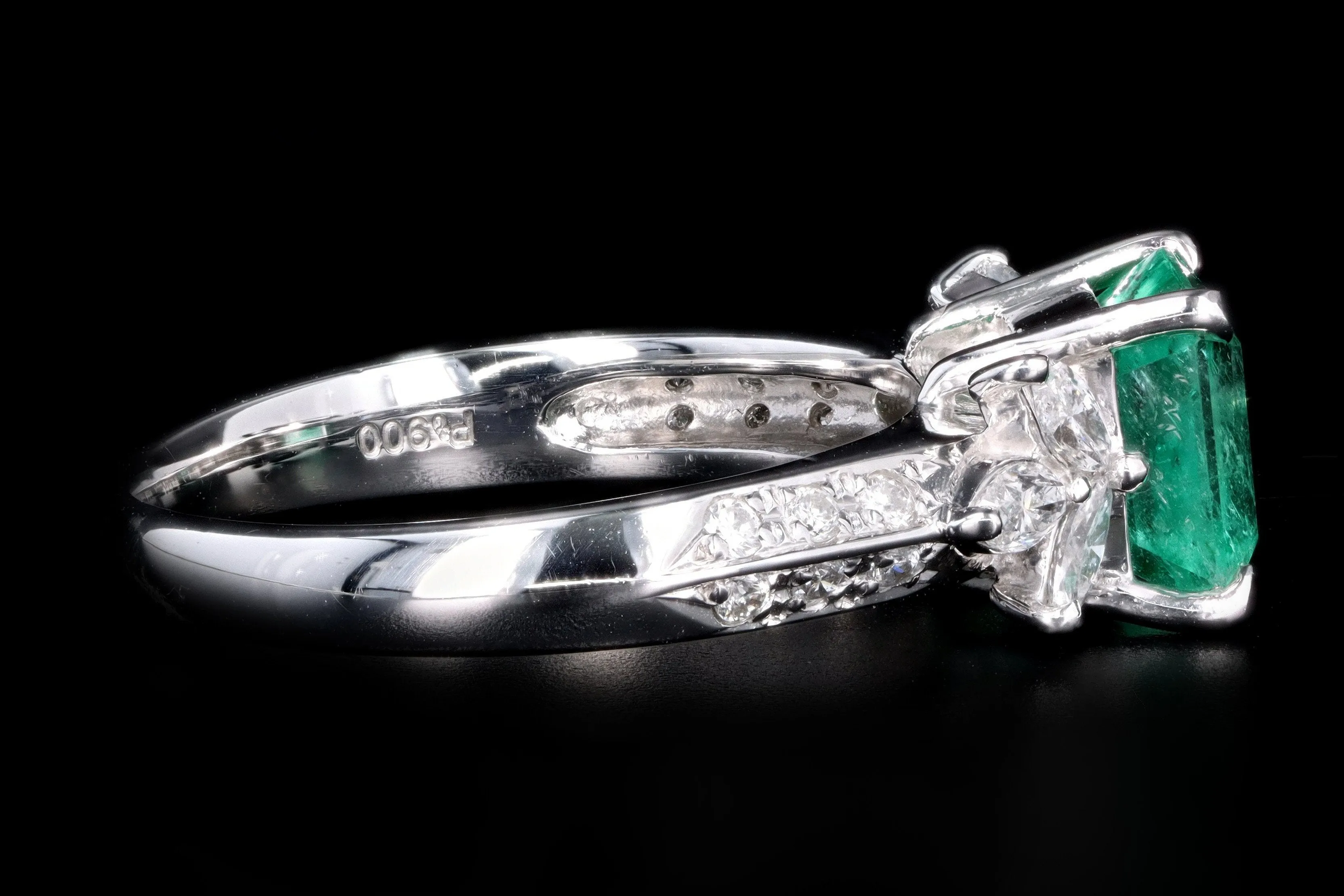 Modern Platinum 1.71 Carat Natural Emerald & Diamond Ring