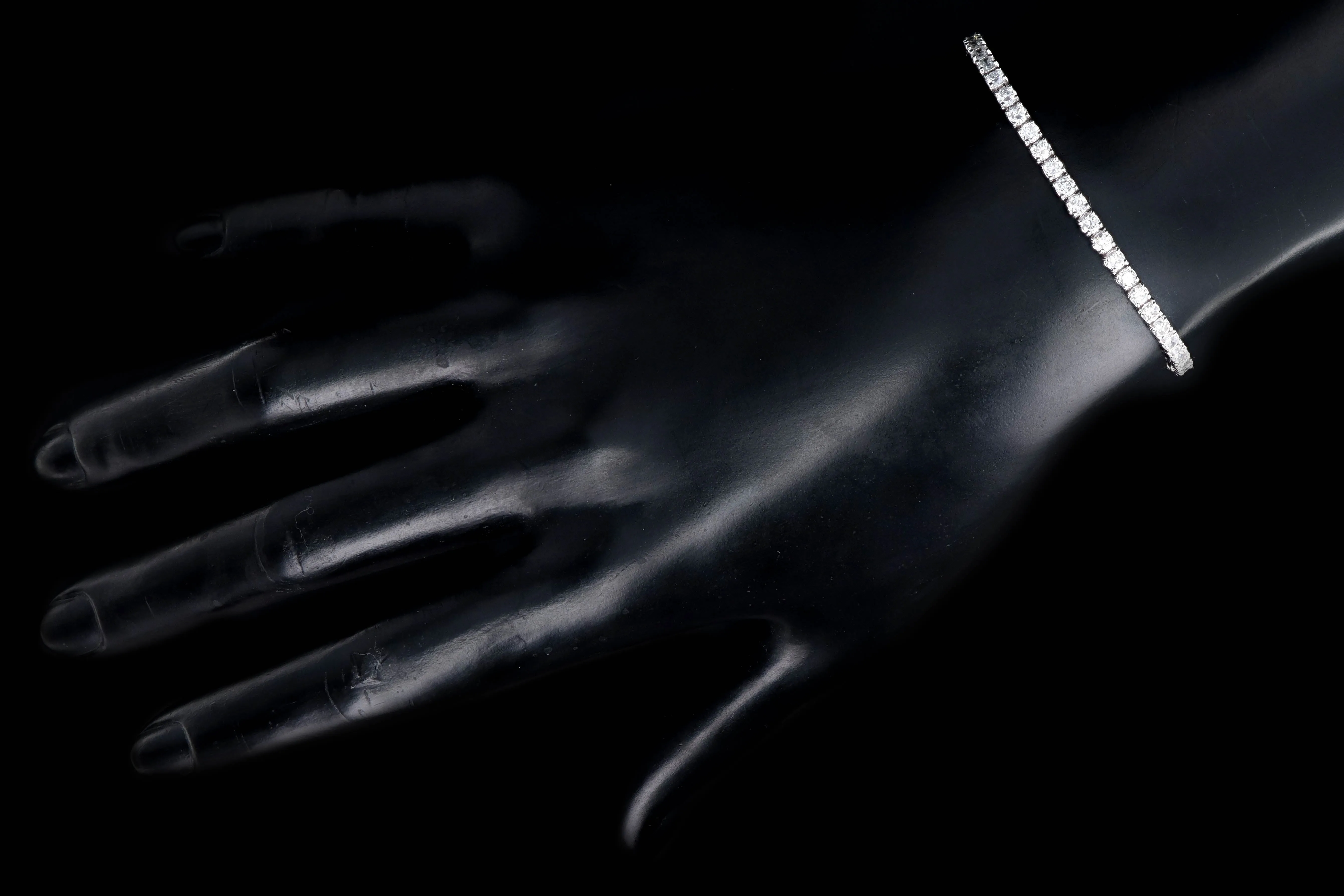 New 14K White Gold 3.87 Carat Round Brilliant Cut Diamond Tennis Bracelet
