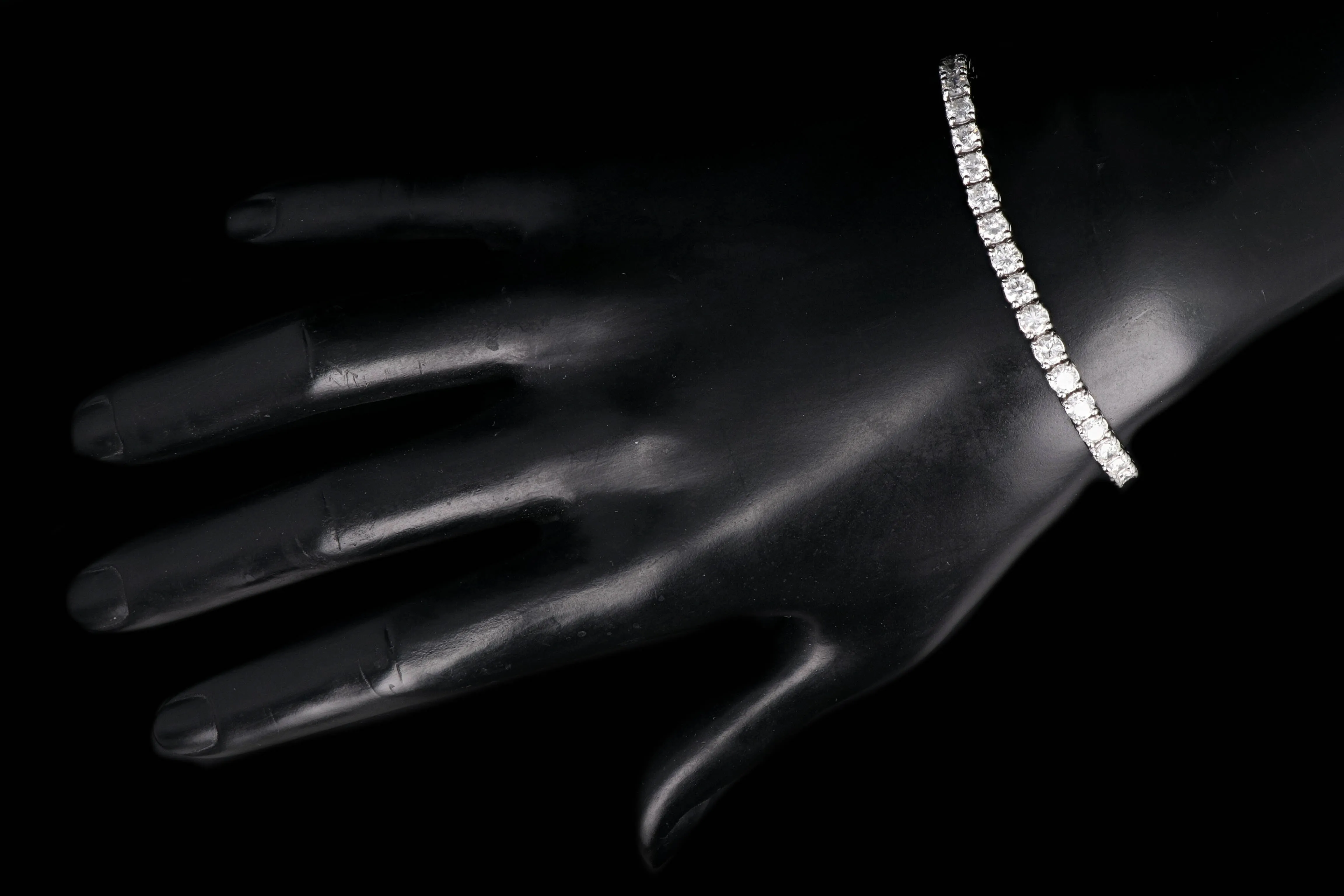New 14K White Gold 9.17 Carat Diamond Tennis Bracelet