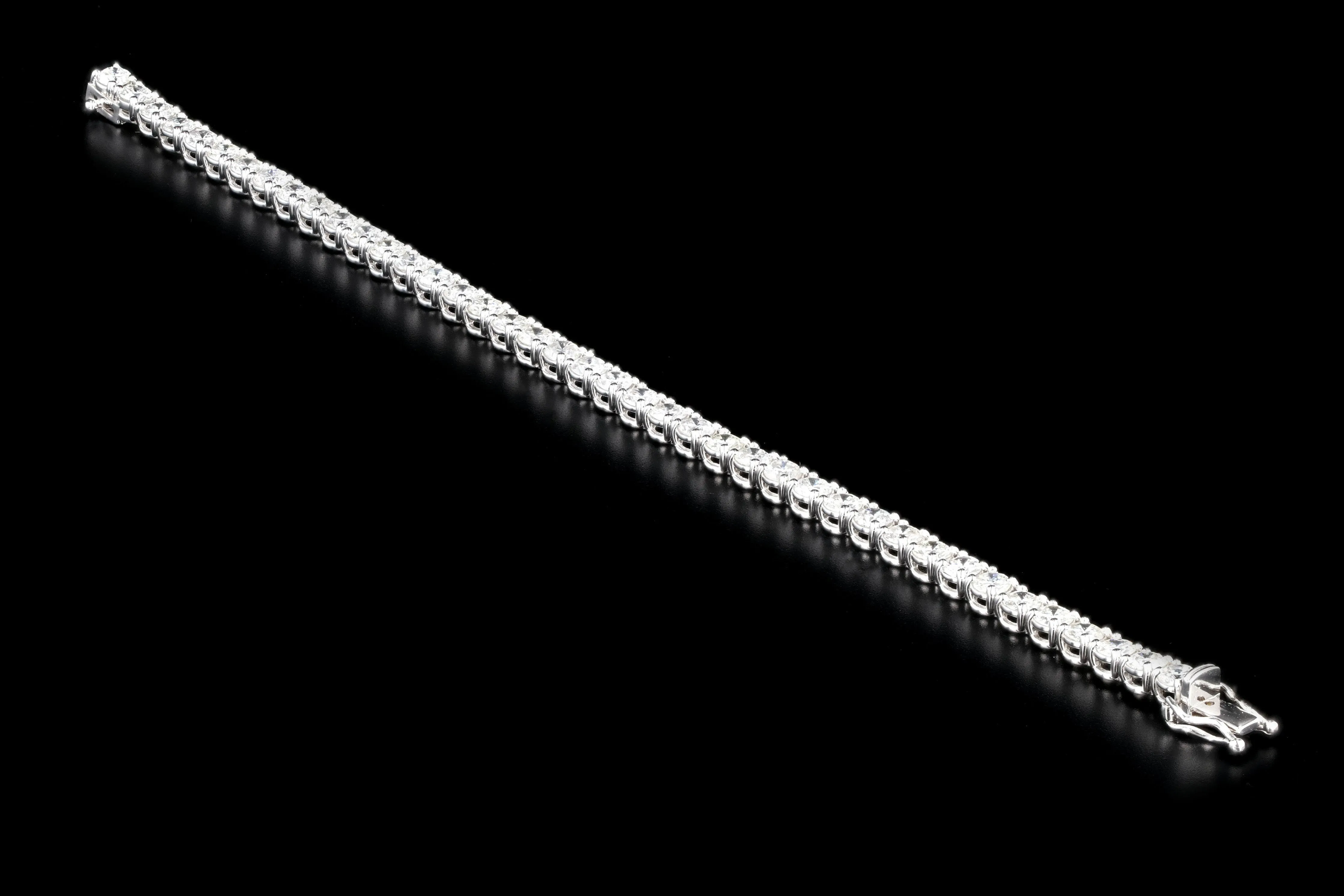 New 14K White Gold 9.17 Carat Diamond Tennis Bracelet