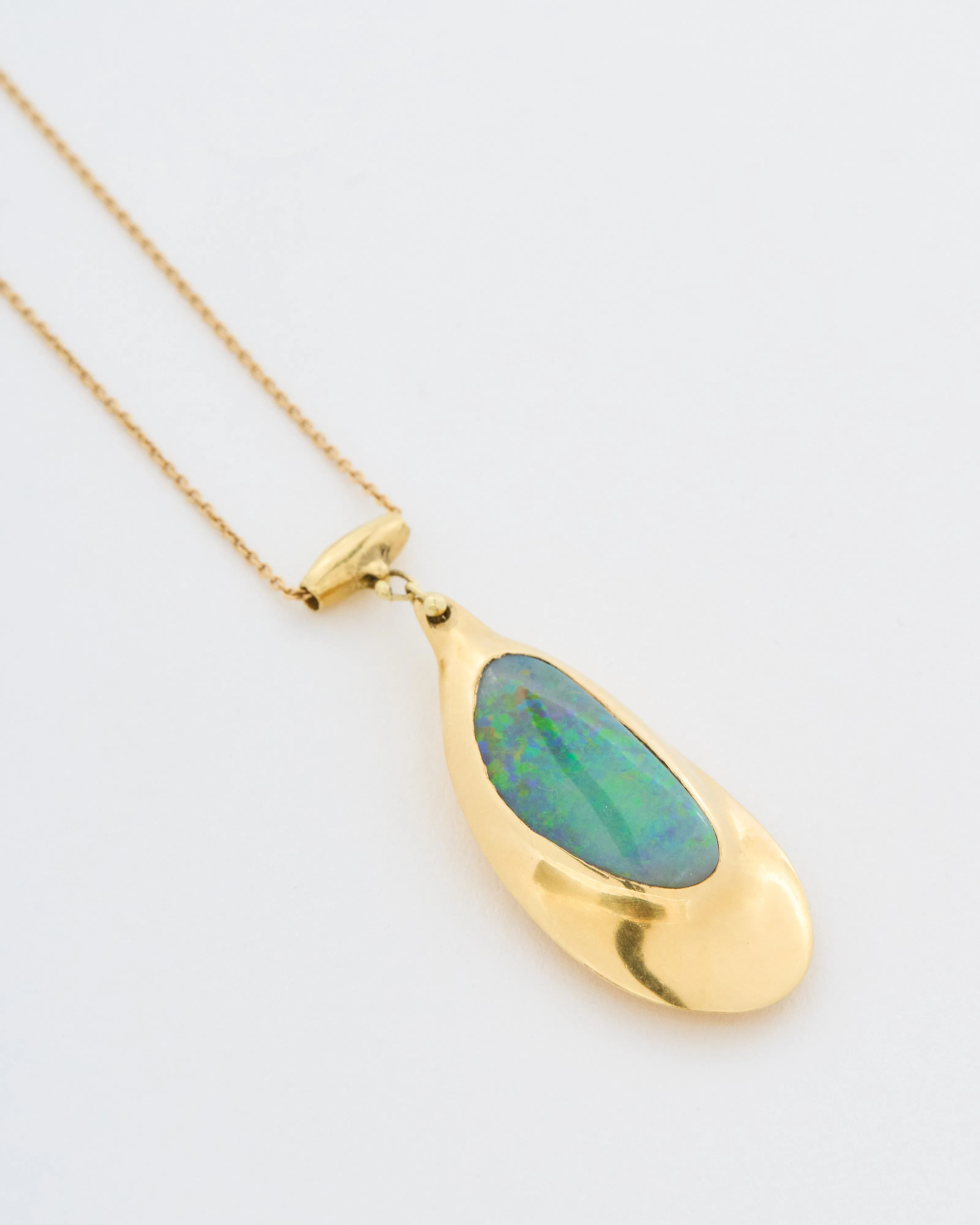 opal 18k holder bead pendant necklace
