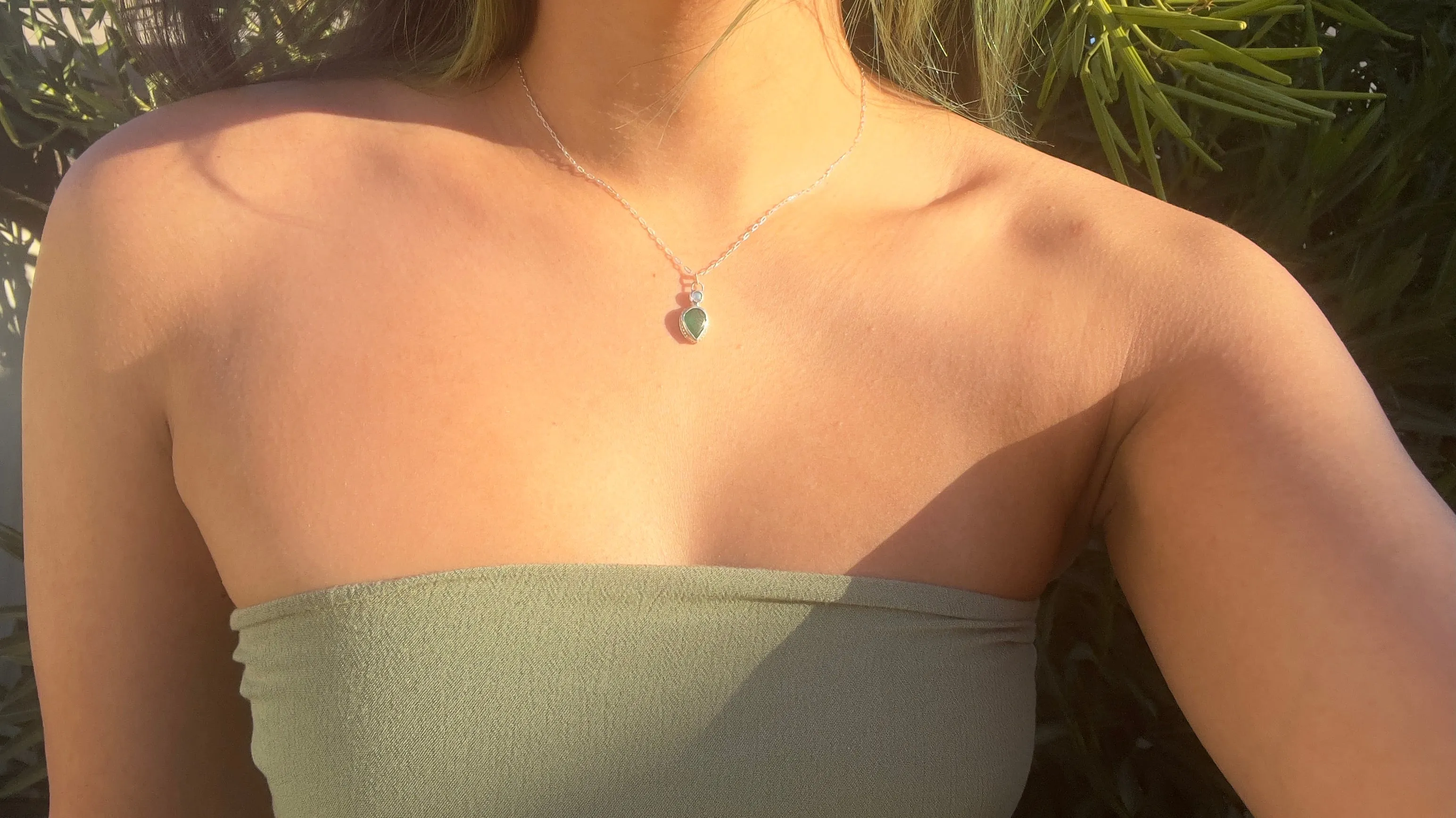 Opal & Green Onyx Pendant 𓆙