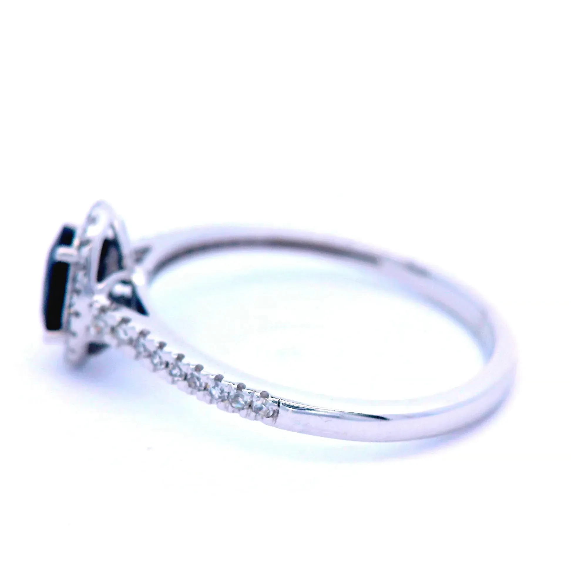 Oval Sapphire and Diamond Ring in 9 Carat White Gold.