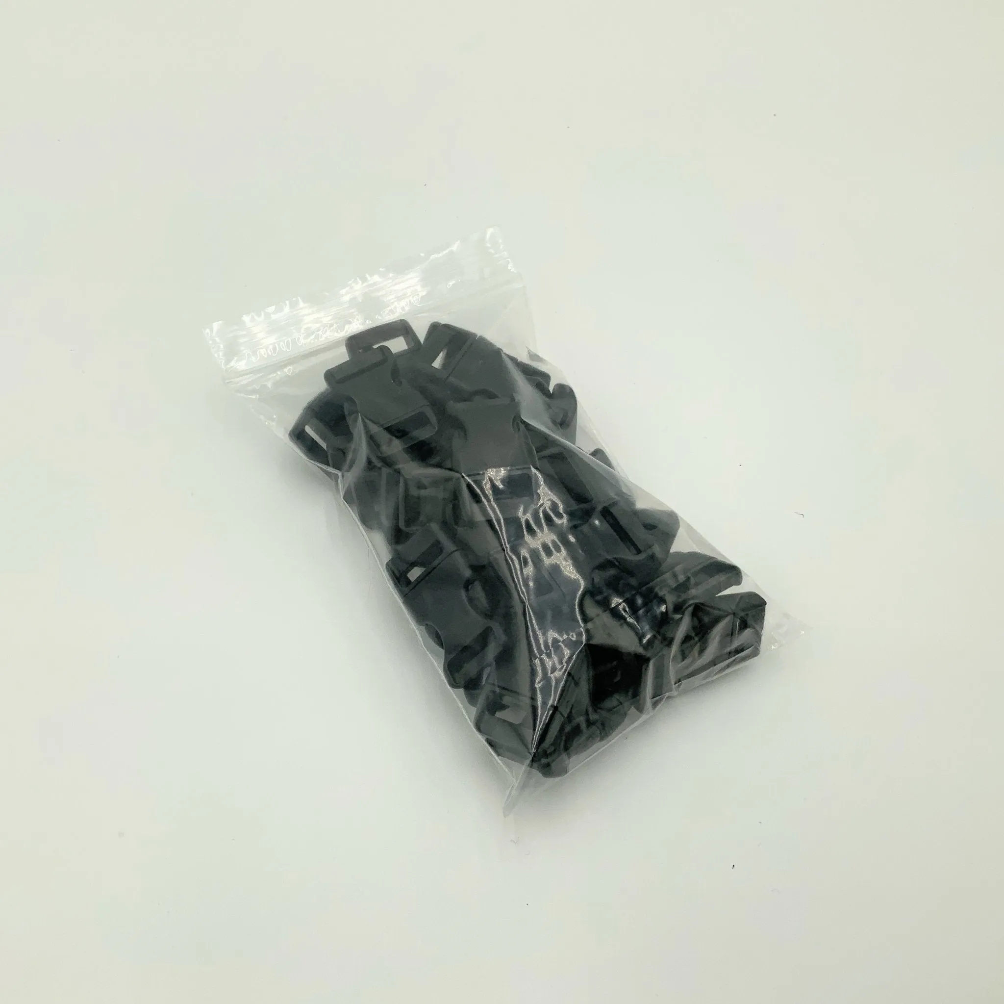 Pack of 26 black Paracord Bracelets Buckles, 5/8 Inch Contoured Buckles, Plastic Side Release, Pet Collar Accessories