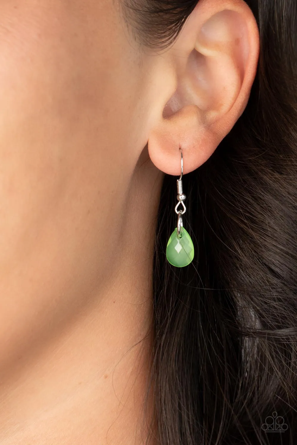 Paparazzi - Crystal Cabaret -  Green Necklace