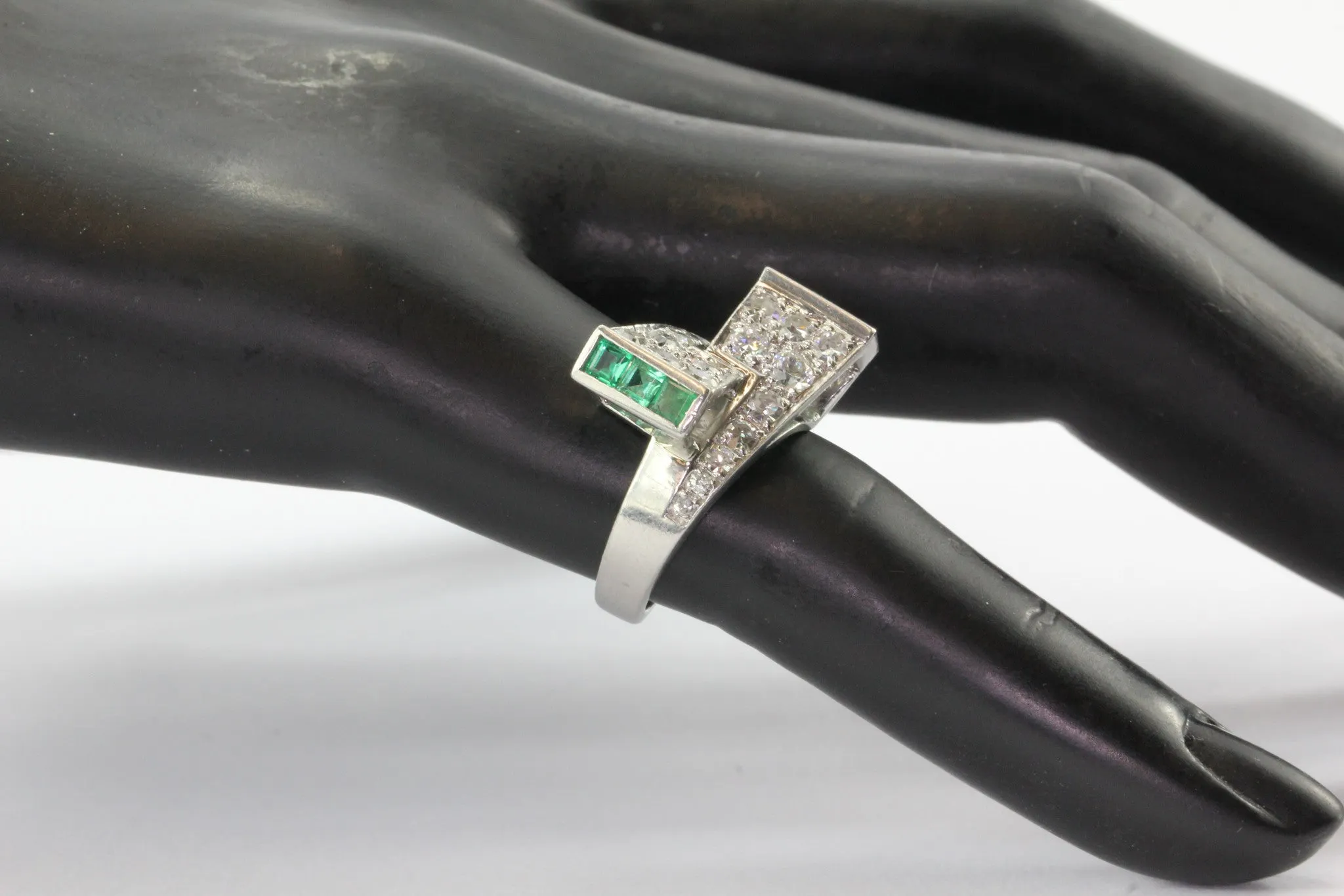 Platinum Paul Lackritz and Co. Art Deco Diamond and Emerald Ring 1930's