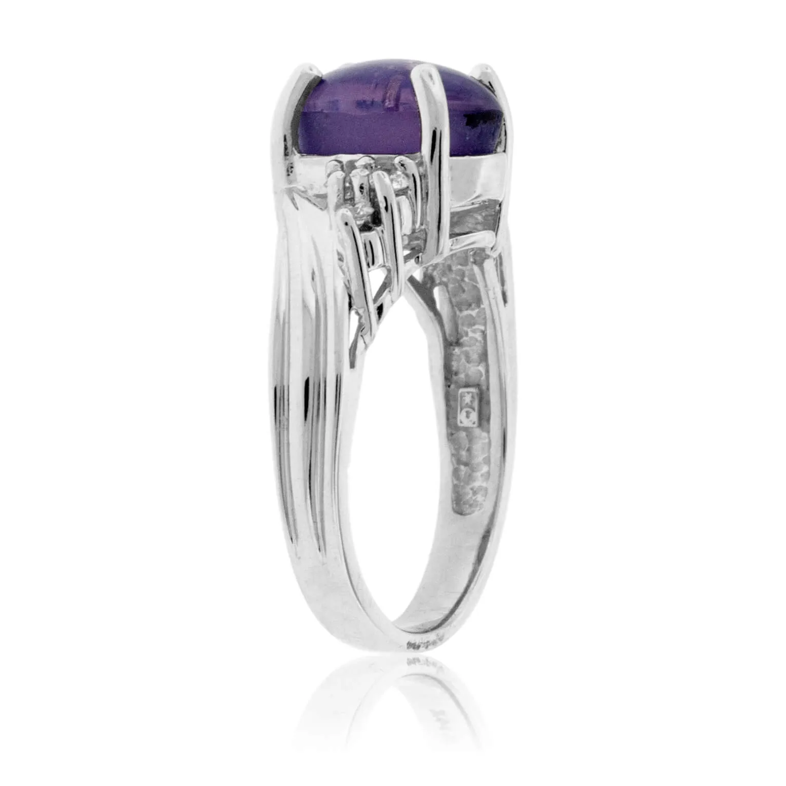 Purple Star Sapphire Cabochon Ring in White Gold
