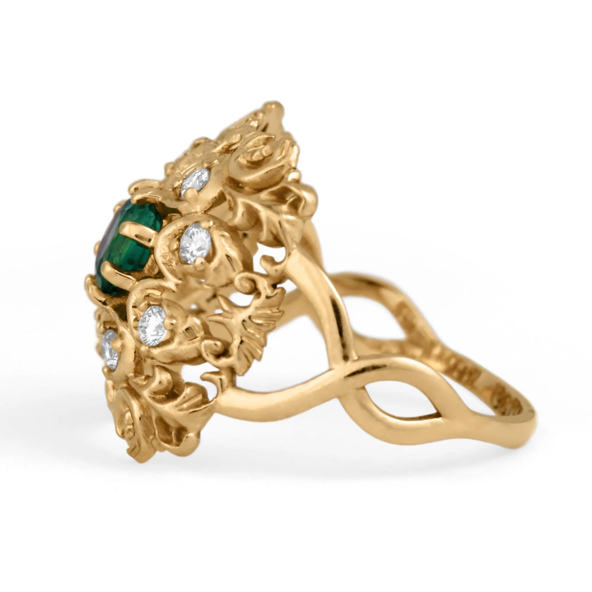 "Ornamental" Ring with Faceted Emerald and Diamonds in 18K Yellow Gold