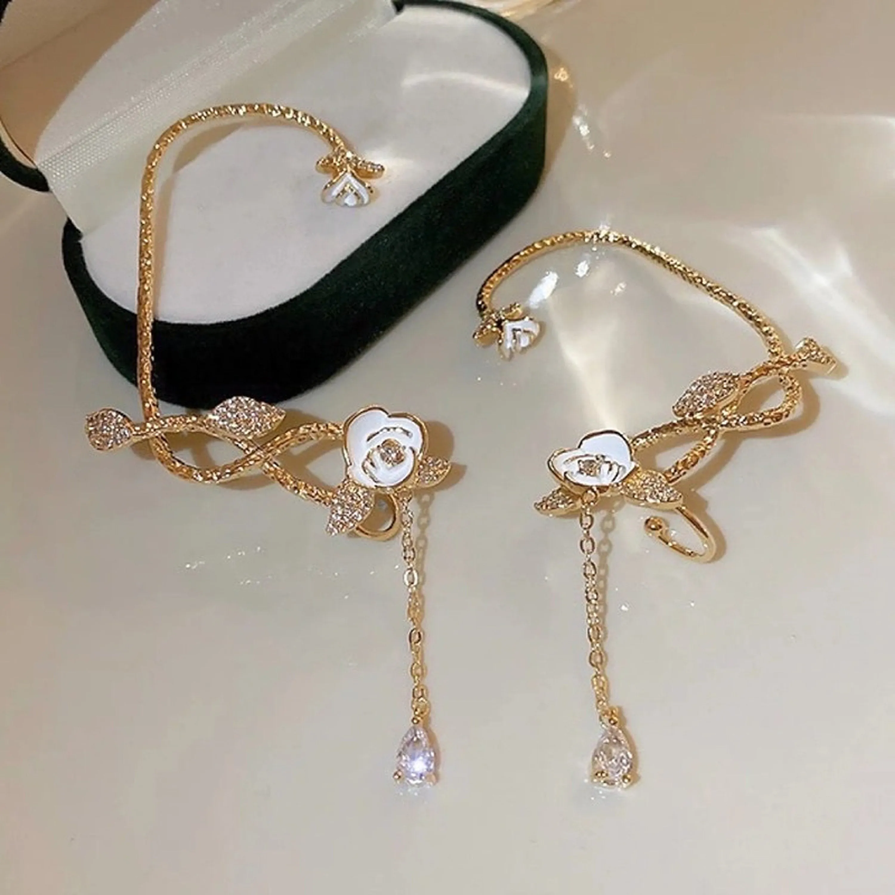 Romantic Fairycore No Piercing Floral Ear Wrap