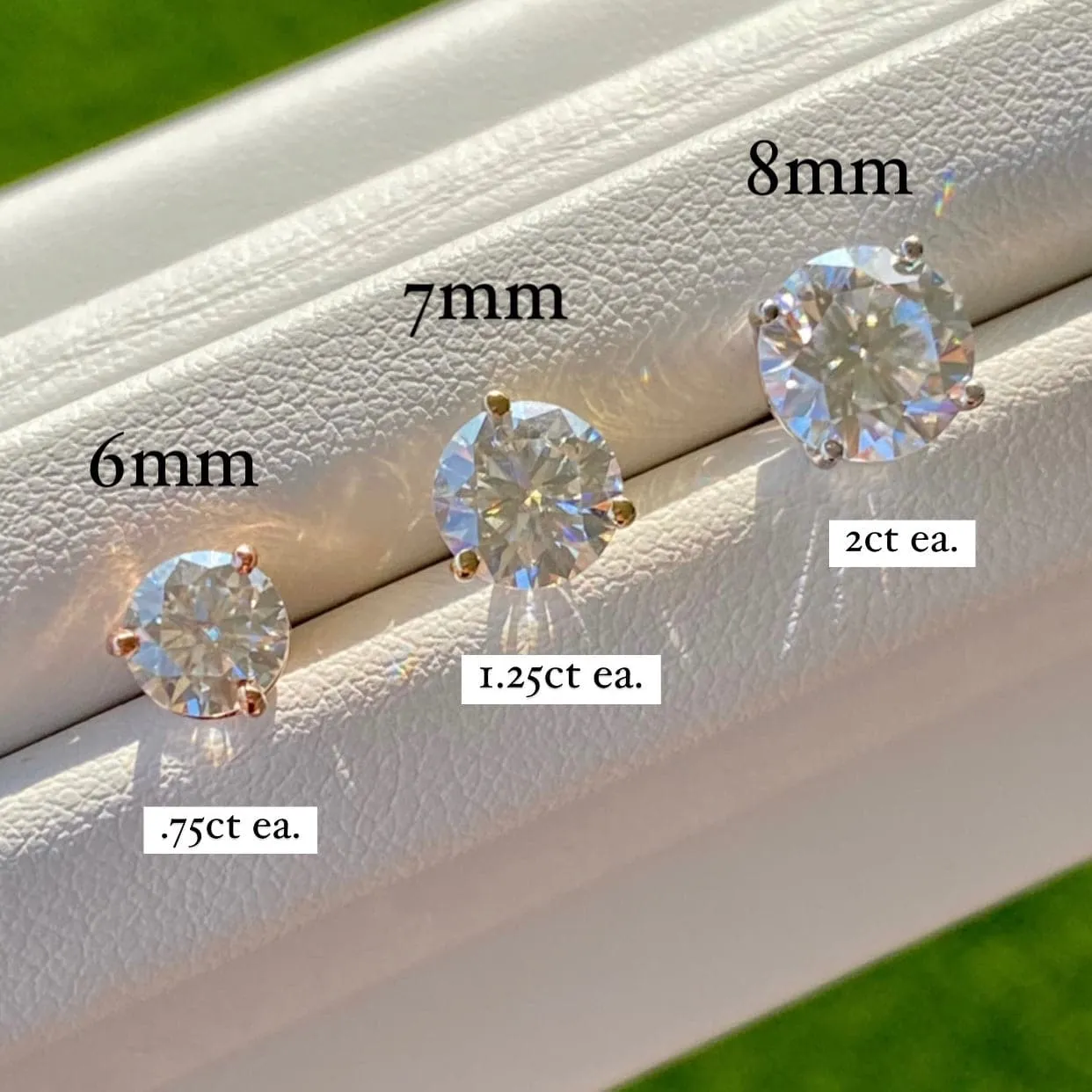 Sara Basket Studs