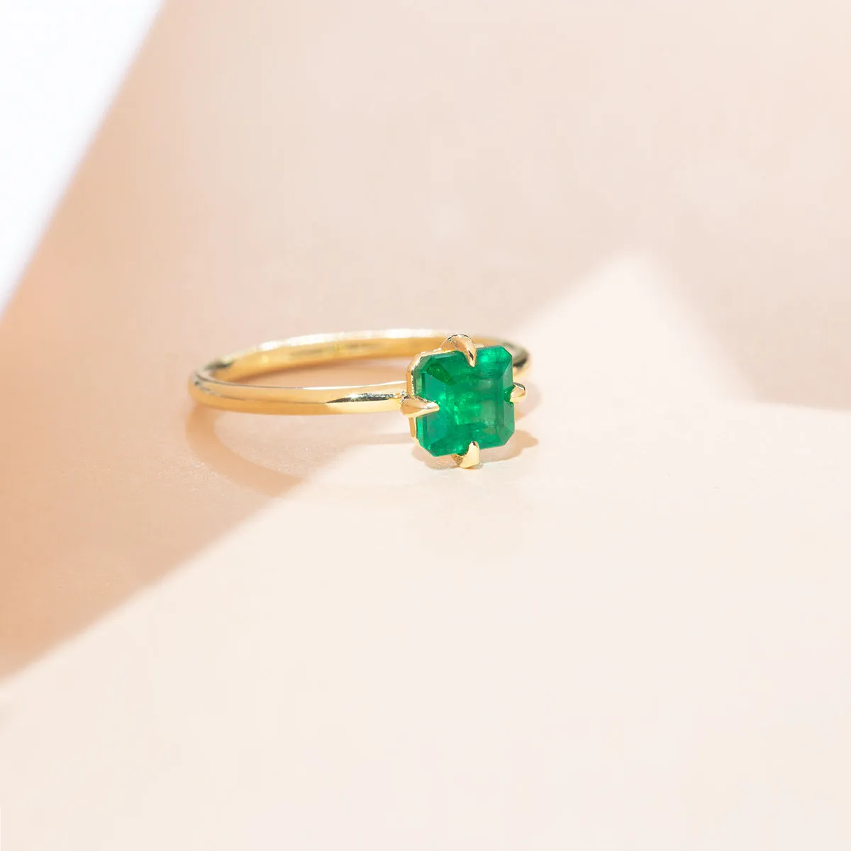 Spectrum in Emerald
