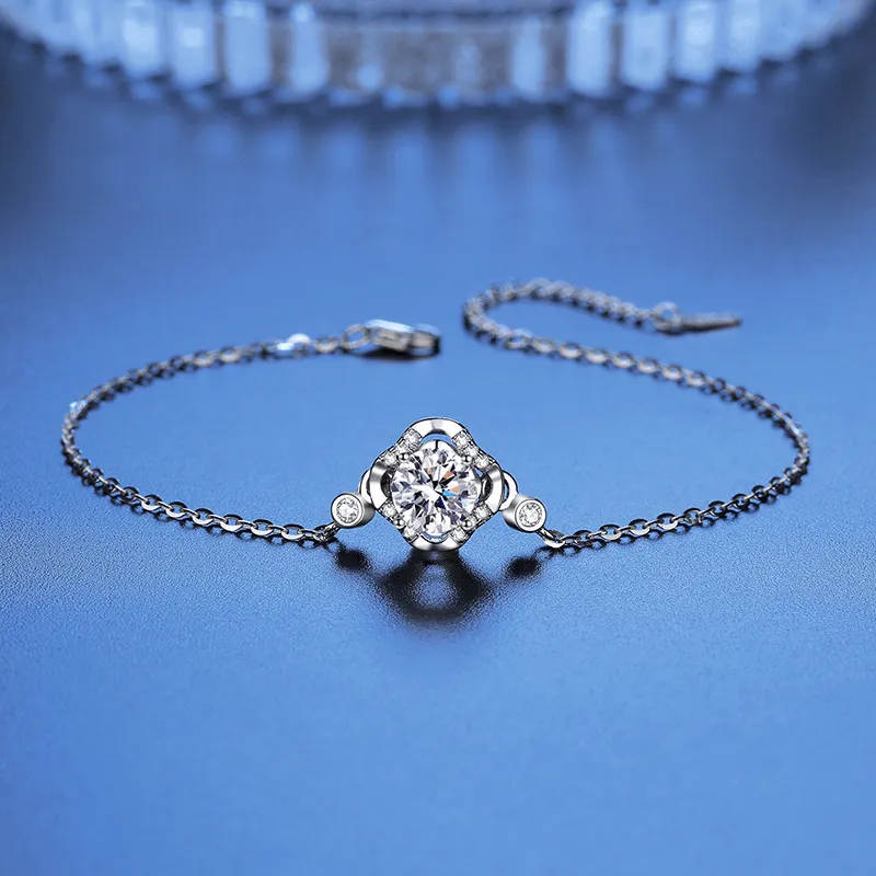 Sterling Silver Clover Moissanite Bracelet