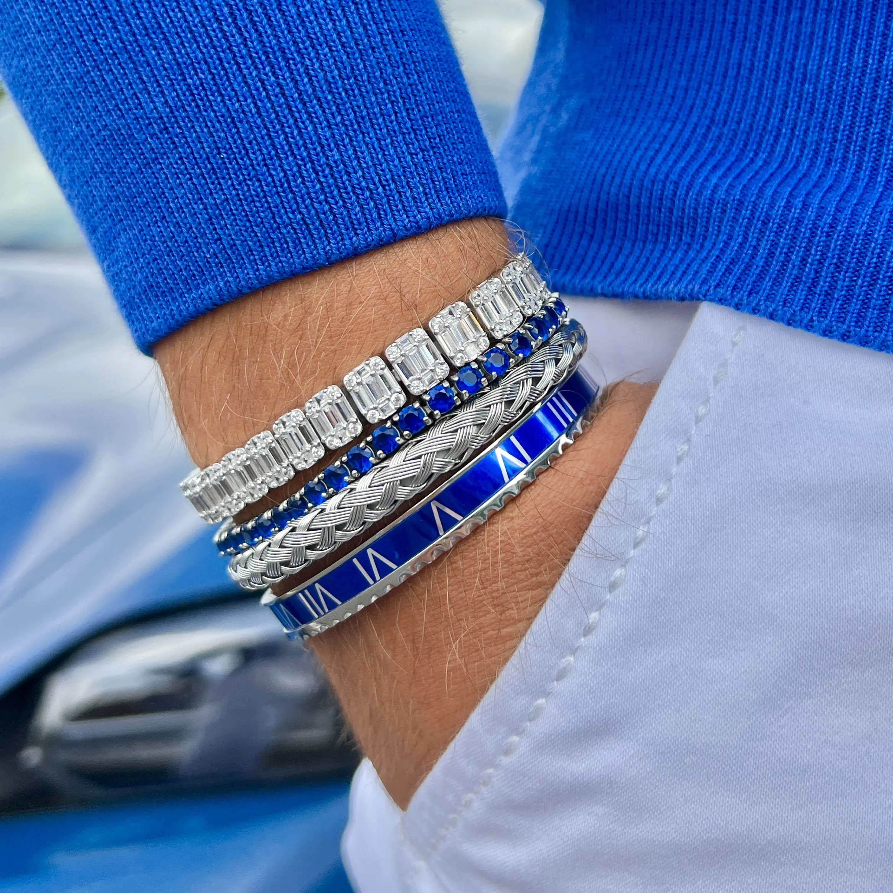 Tennis bracelet blue