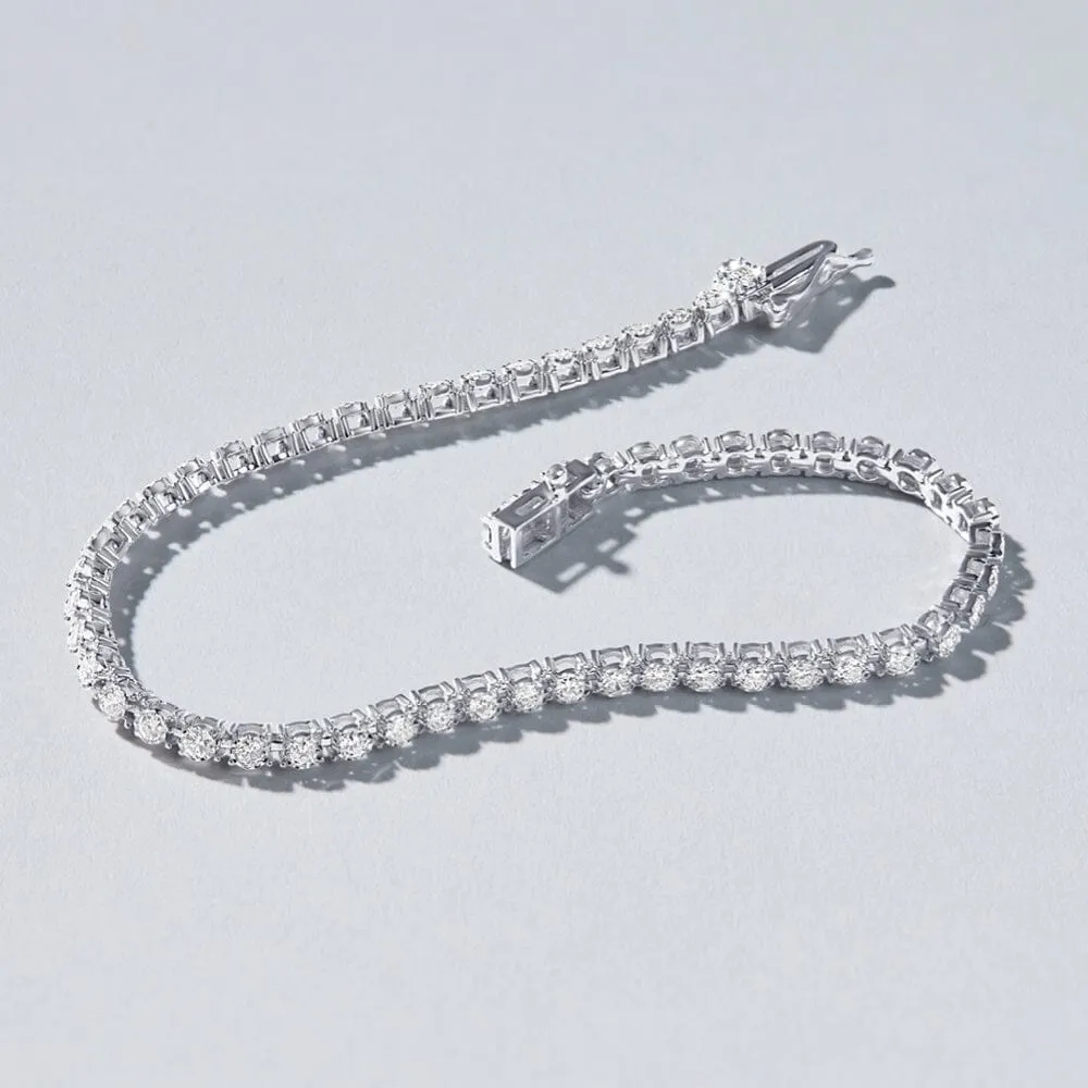 Tennis Bracelet with 1.50ct of Diamonds in 9ct White Gold