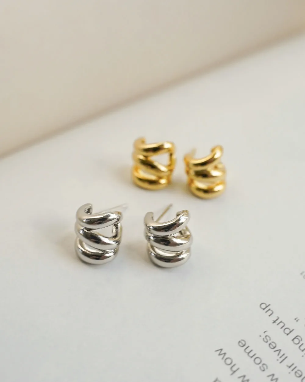 TREBLE Illusion Hoops in Silver