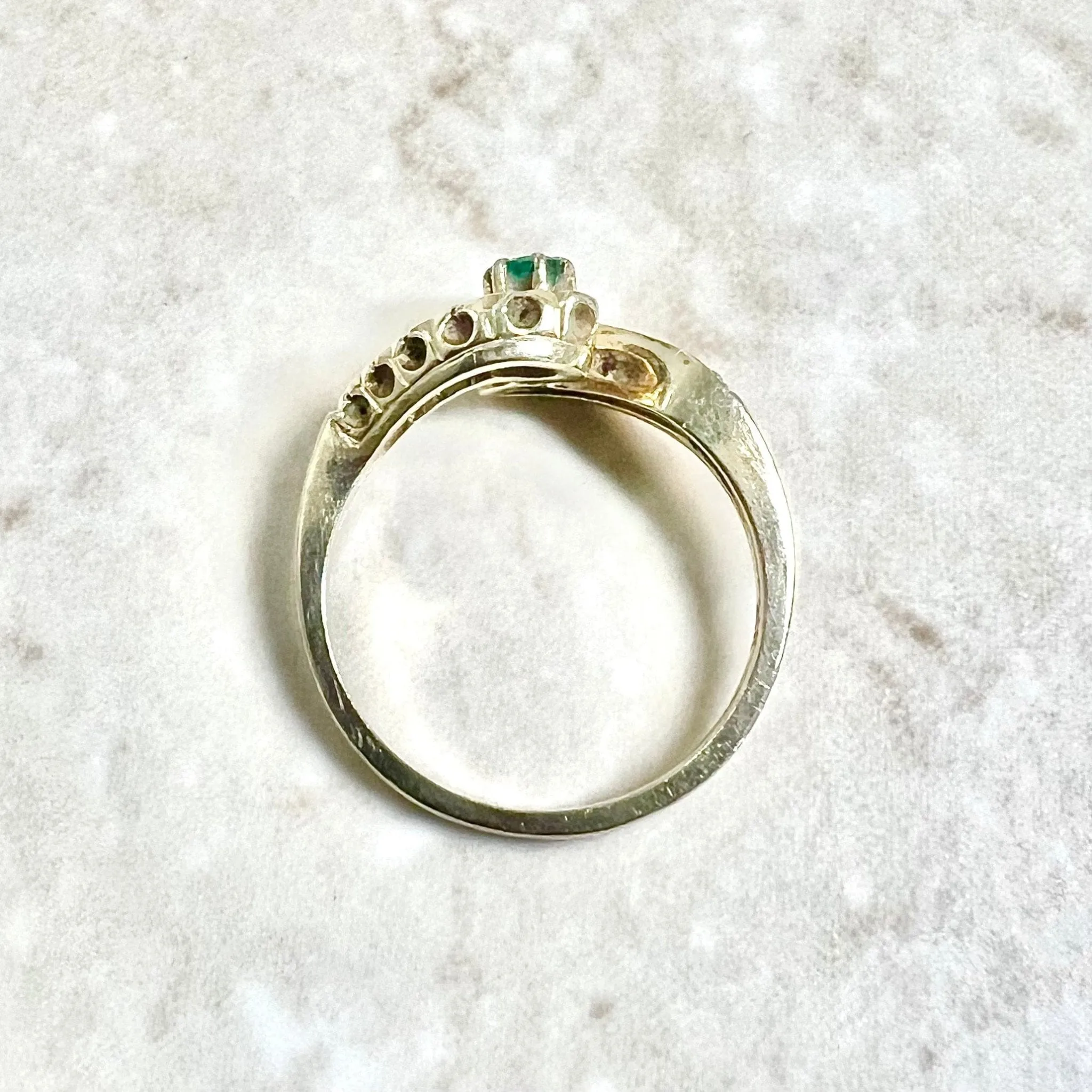 Vintage 14 Karat Yellow Gold Diamond & Natural Emerald Solitaire Ring