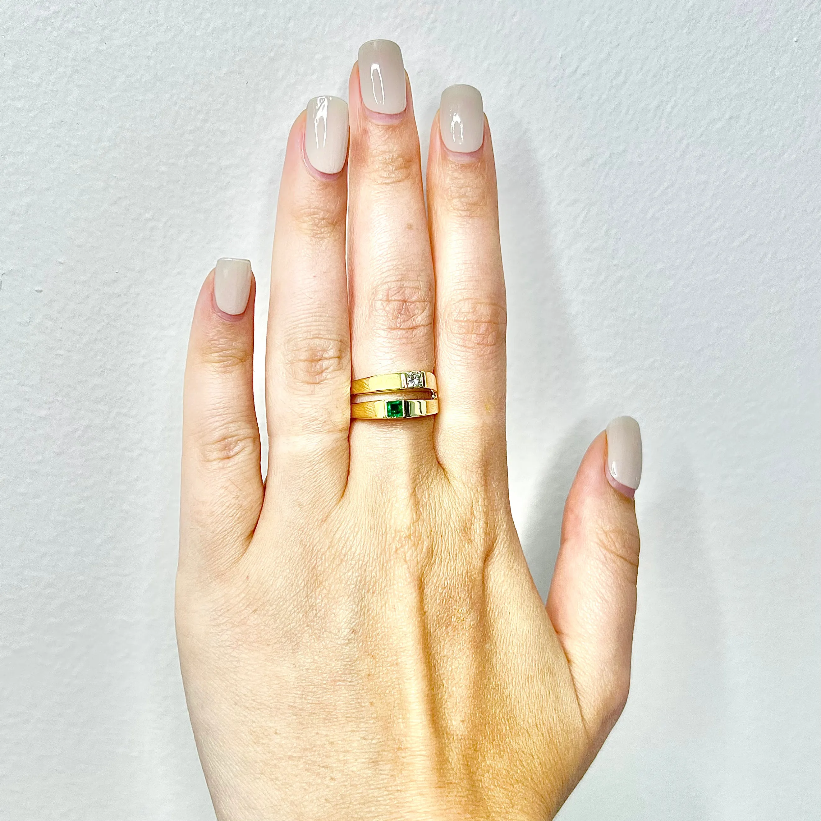 Vintage 18 Karat Yellow Gold Natural Emerald & Diamond Toi Et Moi Ring