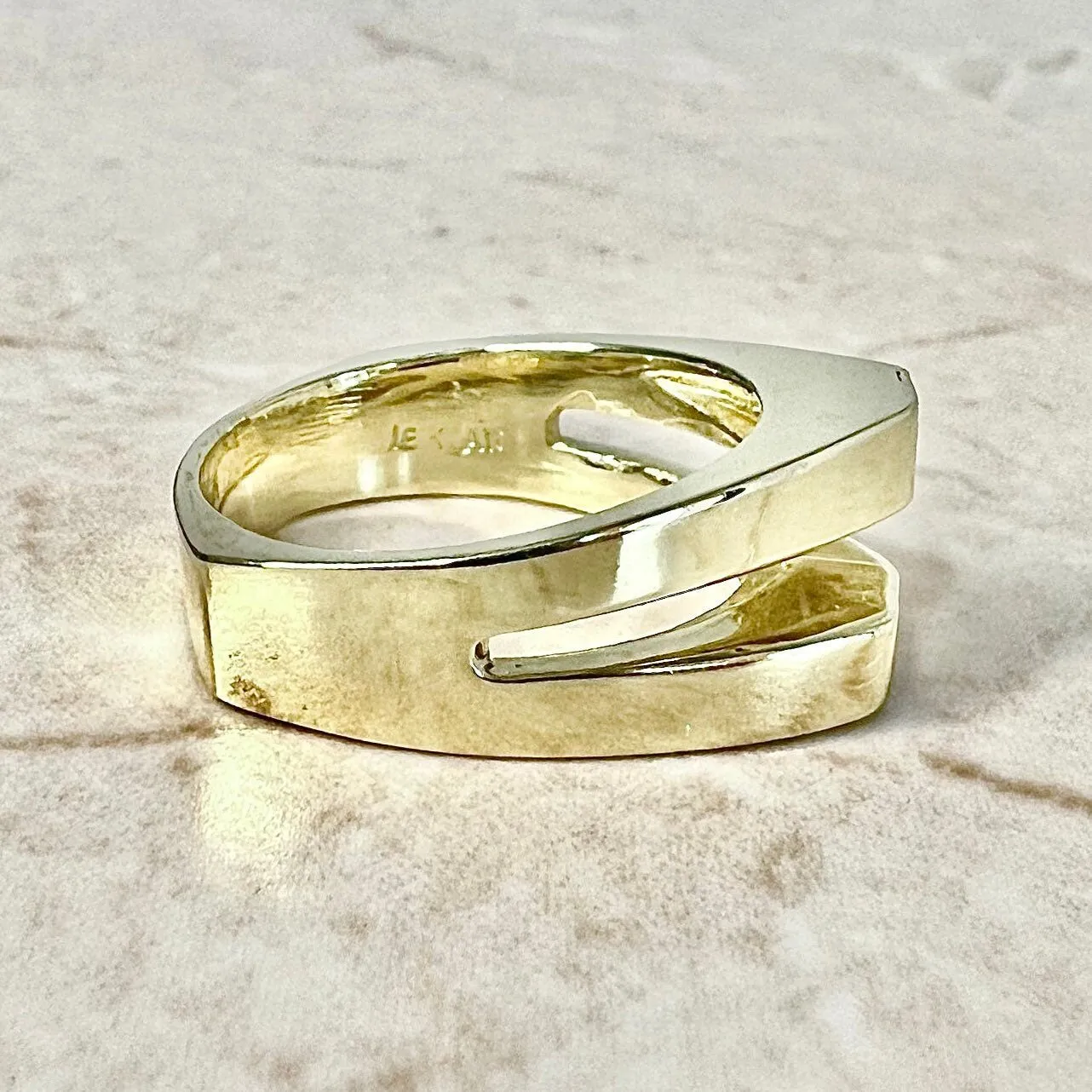 Vintage 18 Karat Yellow Gold Natural Emerald & Diamond Toi Et Moi Ring
